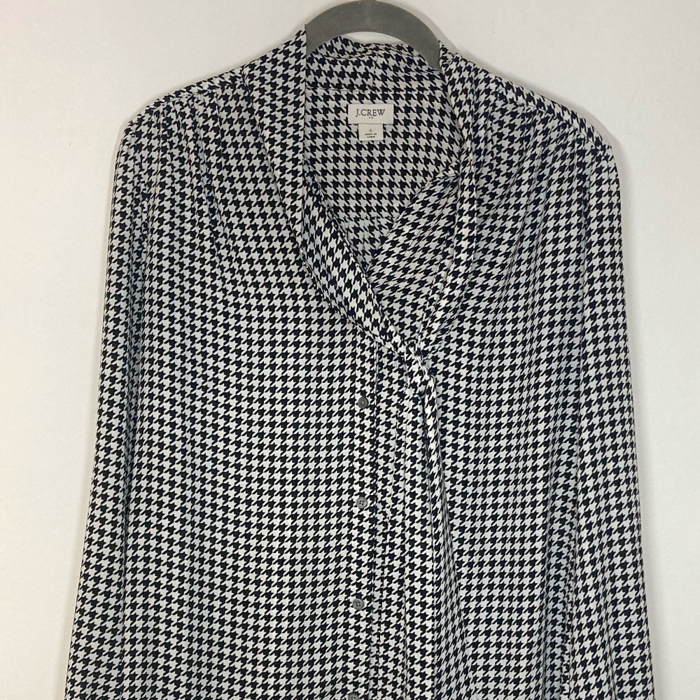 Women's blouse